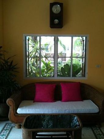 Hotel Baanrajdamnern Hua Hin