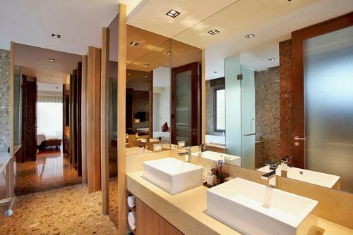 Hotel The Nchantra Pool Suite Phuket