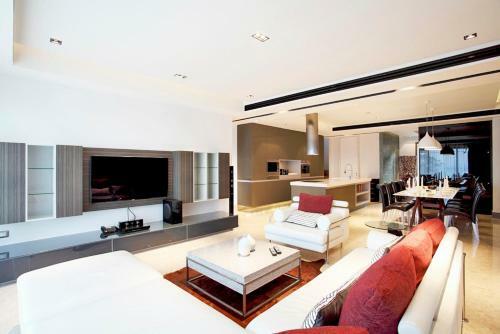Hotel The Nchantra Pool Suite Phuket