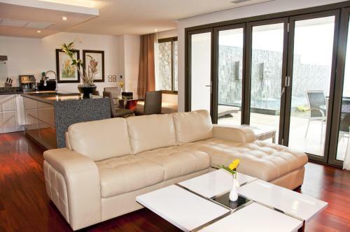 Hotel The Nchantra Pool Suite Phuket