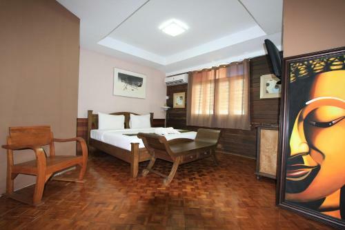 Tony's Place Bed & Breakfast Ayutthaya Thailand