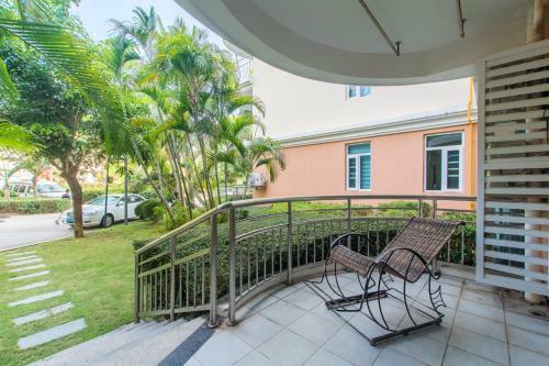 Sanya Blue Ocean Yefeng Seaview Apartment