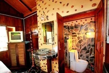 Hostal J&j Guesthouse