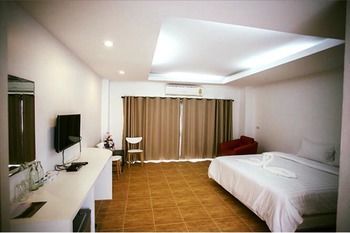 Hotel The Season Residence