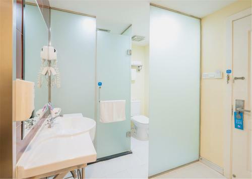 Hotel Hanting Express Shanghai Lujiazui Oriental Pearl Tower