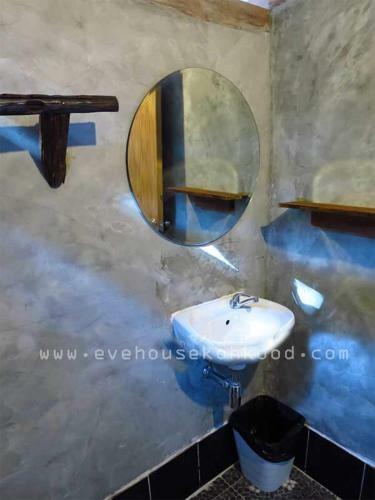 Albergue Eve House Koh Kood