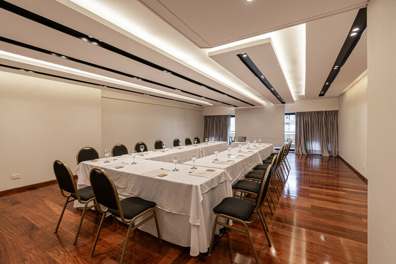 Feir's Park Hotel & Rooftop