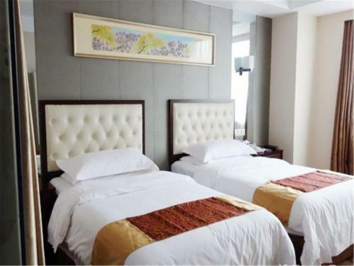Vienna Hotel Songjiang Xin Qiao