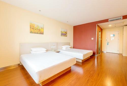 Hotel Hanting Express Shanghai New Jing'an Temple