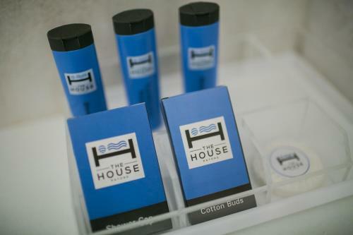 Hostal The House Patong