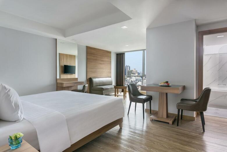Hotel Adelphi Grande Sukhumvit By Compass Hospitality