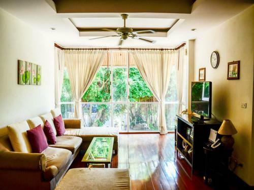 Banyan House Samui Bed And Breakfast (adult Only)