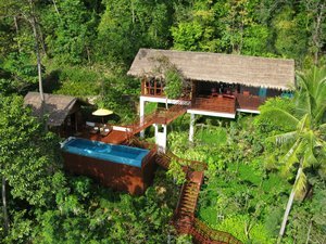 Hotel Zeavola Resort