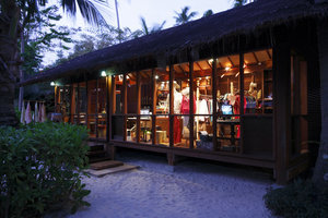 Hotel Zeavola Resort
