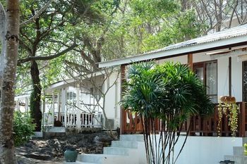 Sangthian Beach Resort