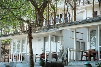 Sangthian Beach Resort