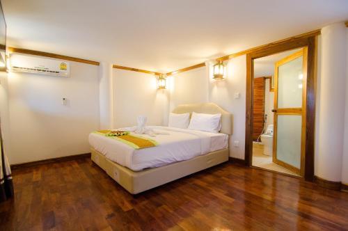 Hotel Phi Phi The Beach Resort