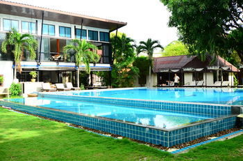 Hotel Phi Phi Villa Resort