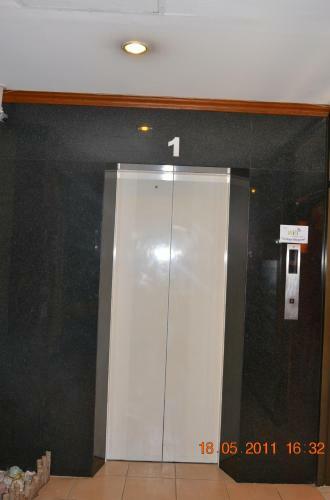 Hostal Bangkok Condotel