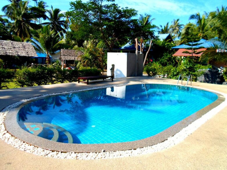 Hostal Baan Kuasakul Resort