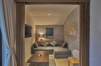 Villa Khwan Beach Resort