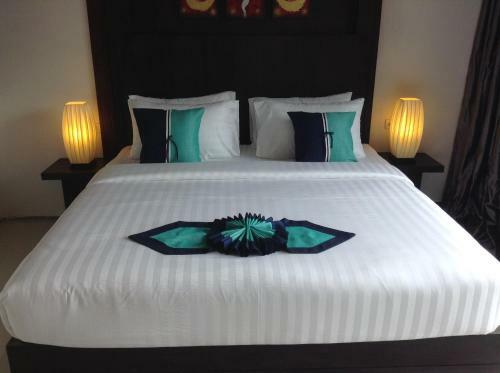 Hotel Kathalee Beach Resort & Spa
