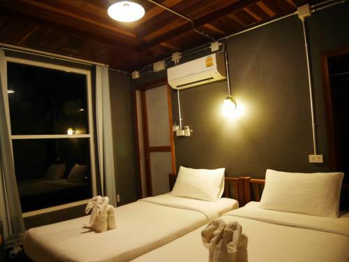Hostal The Noi Guest House & Restaurant