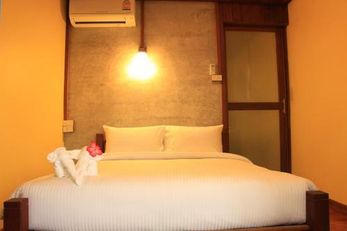 Hostal The Noi Guest House & Restaurant