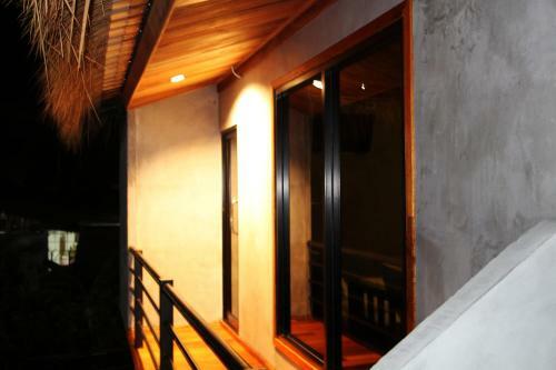 Hostal The Noi Guest House & Restaurant