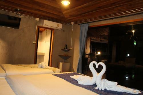 Hostal The Noi Guest House & Restaurant