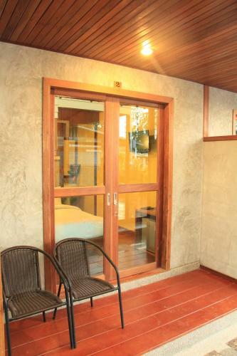 Hostal The Noi Guest House & Restaurant