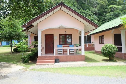 Chokdee Resort