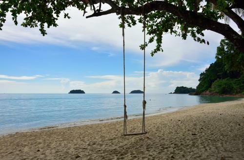 Hotel Siam Beach Resort