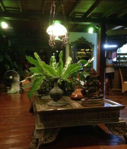 Hostal La Madrague