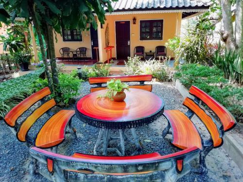 Hostal Macura Resort