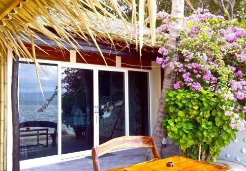 Hotel The Bay Resort & Restaurant