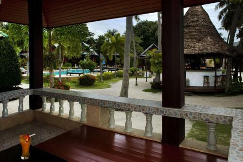 Dewshore Resort