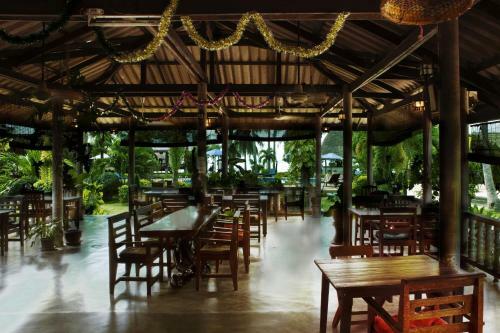 Dewshore Resort