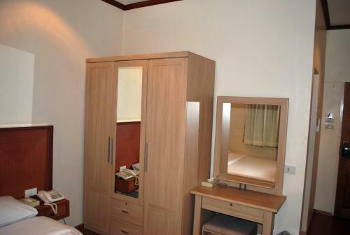 Suriwongse Hotel
