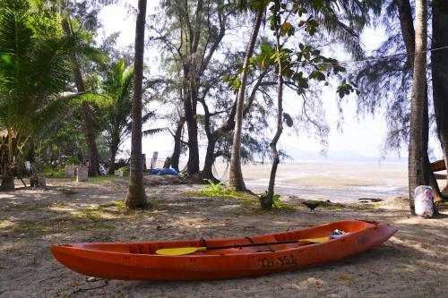 Hotel Racha Sunset Resort