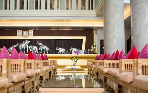 Aiyara Grand Hotel