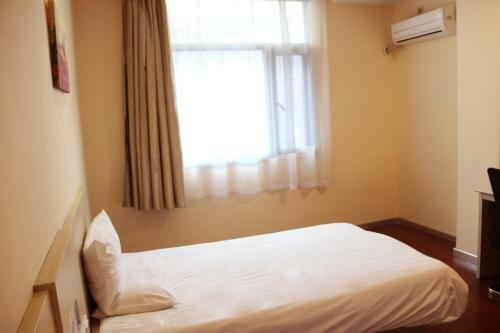 Hotel Hanting Express Xi'an Datang Furong Garden Branch