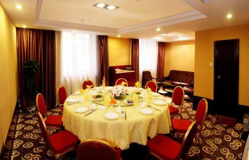 Jiefang Hotel