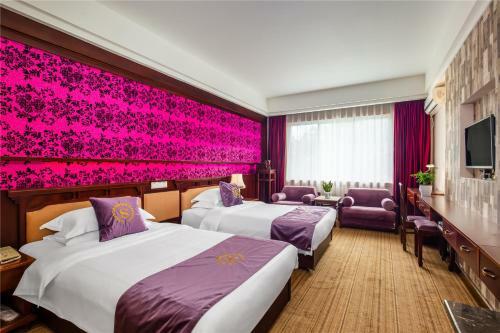 New Century Hotel