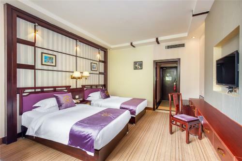 New Century Hotel