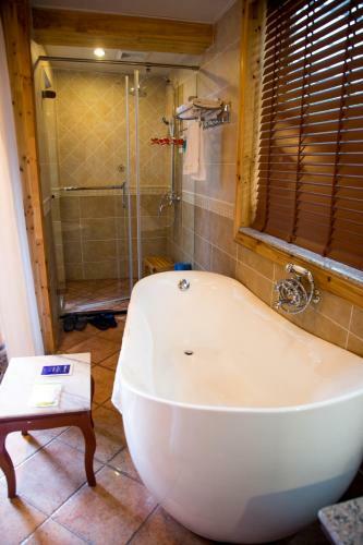 Yangshuo Rosewood Boutique Hotel