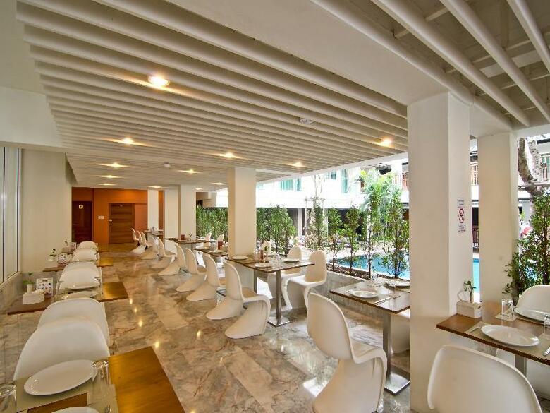 Sunshine Hotel And Residences