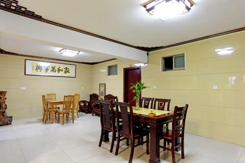 Posada Jiuhuashan Four Seasons Garden Hotel