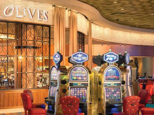 Hotel Coral Towers Atlantis Autograph Collection