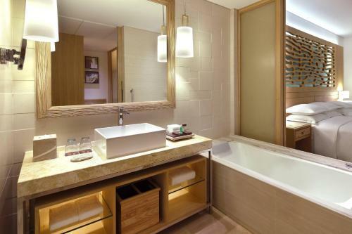 Hotel Sheraton Sanya Haitang Bay Resort
